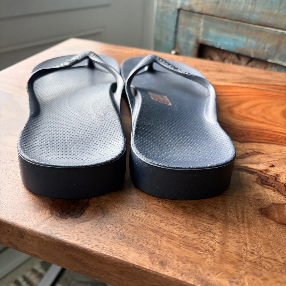 Archies flip flops - Picture 5 of 6